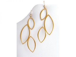 Gemshine - Damen - Ohrringe - 925 Silber - Vergoldet - Lotus Blten Bltter - LEAVES - 5,5 cm
